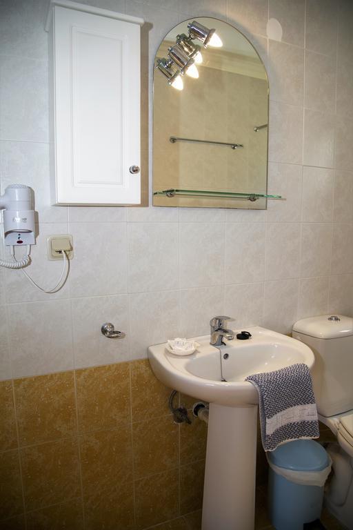 Helen Apartments & Studios Agios Stefanos Avliotes  Ngoại thất bức ảnh