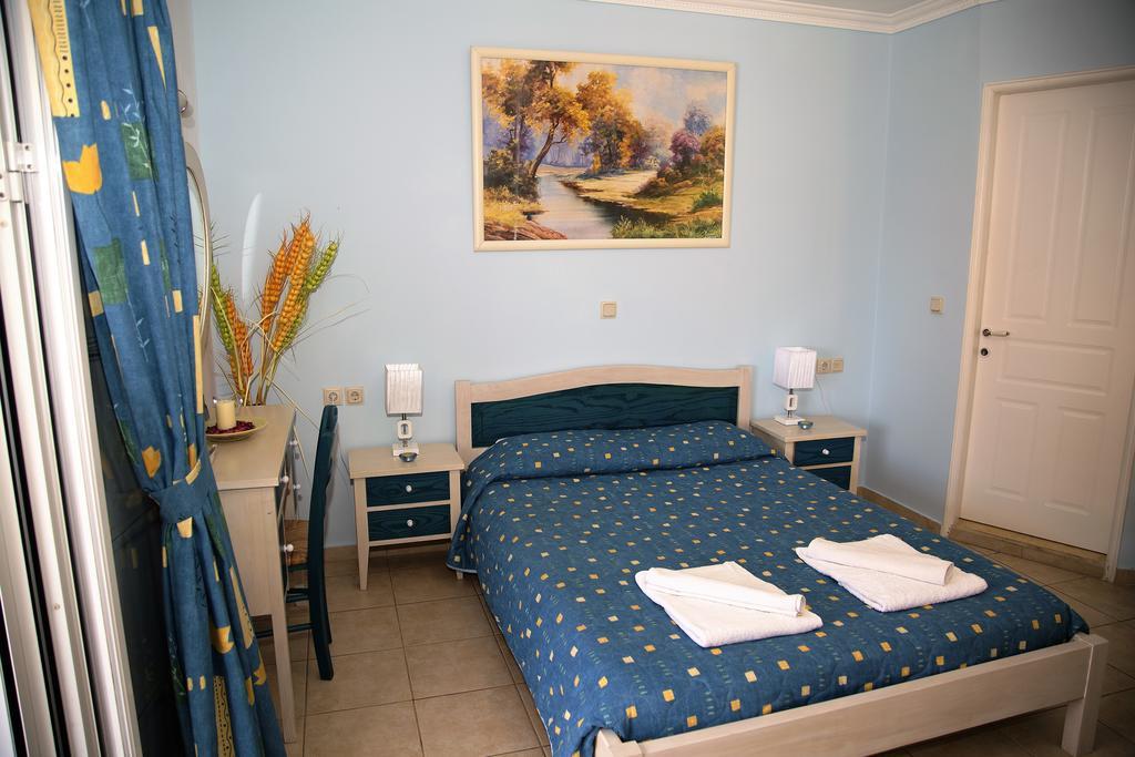 Helen Apartments & Studios Agios Stefanos Avliotes  Ngoại thất bức ảnh